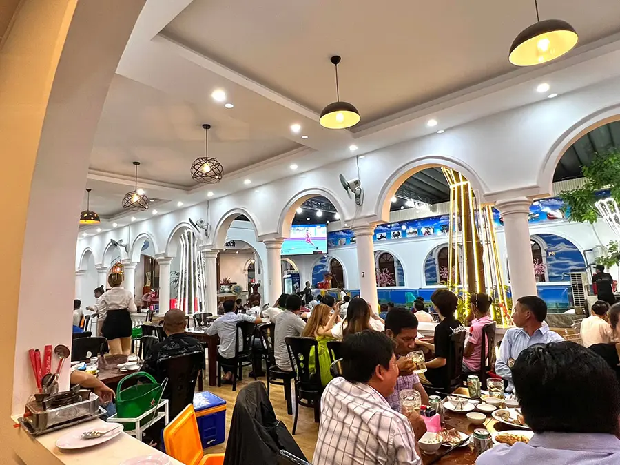 Nh&agrave; H&agrave;ng Hải Sản Biển Đ&ocirc;ng S&oacute;c Trăng v&agrave; hương vị nức l&ograve;ng thực kh&aacute;ch 3