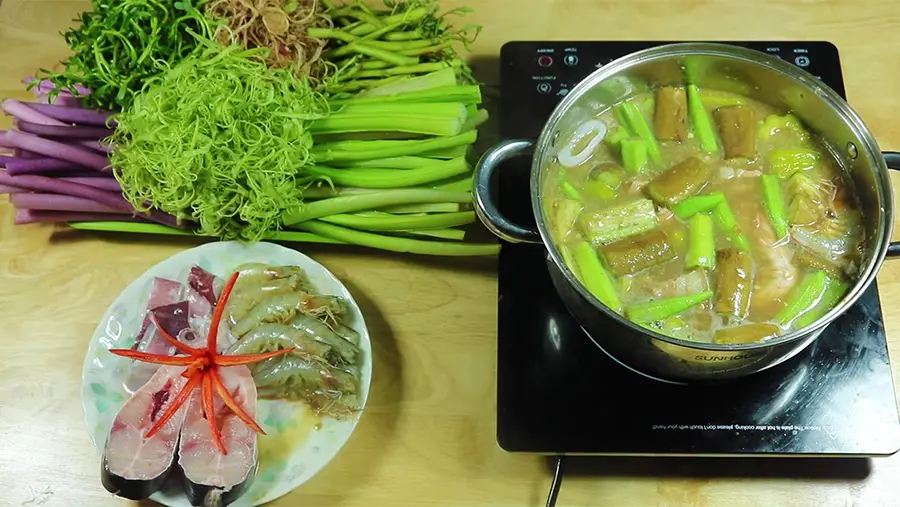 Thưởng thức Lẩu mắm S&oacute;c Trăng, đặc sản nức tiếng gần xa 7