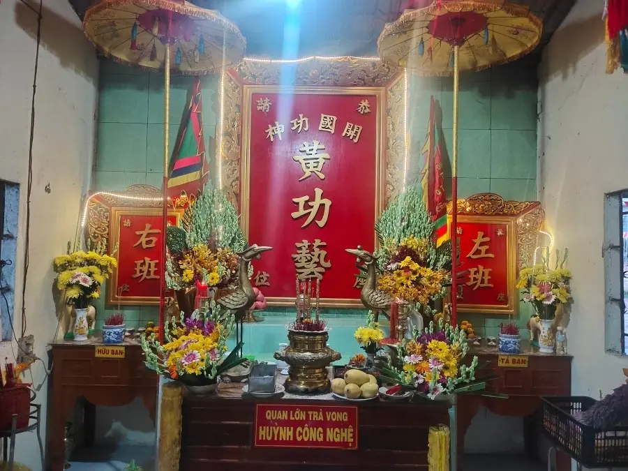 Đền thờ Quan lớn Tr&agrave; Vong, nhớ m&atilde;i c&ocirc;ng lao giữ nước của bậc tiền nh&acirc;n 2