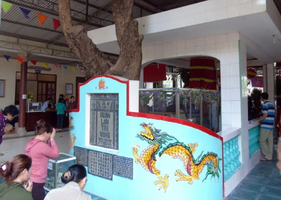 Đền thờ Quan lớn Tr&agrave; Vong, nhớ m&atilde;i c&ocirc;ng lao giữ nước của bậc tiền nh&acirc;n 3