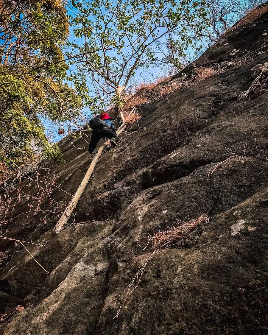 H&agrave;nh tr&igrave;nh Trekking n&uacute;i B&agrave; Đen với v&ocirc; v&agrave;n cung bậc cảm x&uacute;c 9