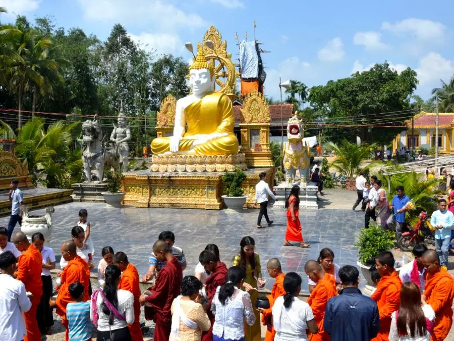 Kh&aacute;m ph&aacute; Ch&ugrave;a K&agrave; Ốt với lối kiến tr&uacute;c Phật gi&aacute;o Nam t&ocirc;ng đặc sắc 5