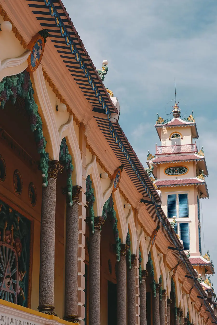 T&ograve;a Th&aacute;nh T&acirc;y Ninh, chốn linh thi&ecirc;ng của đạo Cao Đ&agrave;i 8