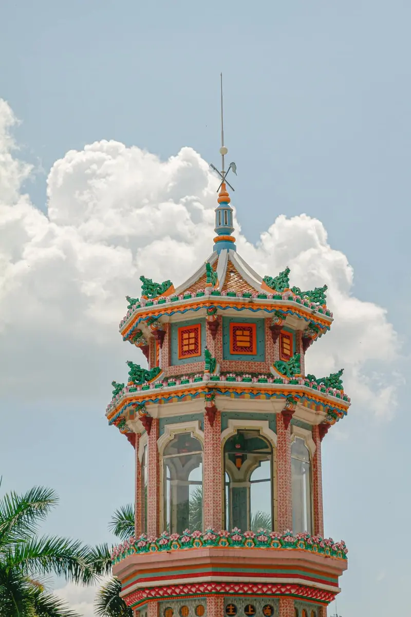 T&ograve;a Th&aacute;nh T&acirc;y Ninh v&agrave; kh&ocirc;ng gian t&iacute;n ngưỡng độc đ&aacute;o của đạo Cao Đ&agrave;i 16
