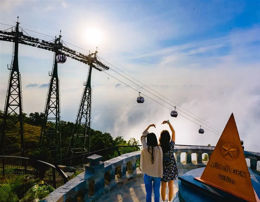 Trải nghiệm Cắm trại tại n&uacute;i B&agrave; Đen, ai cũng n&ecirc;n thử một lần 2