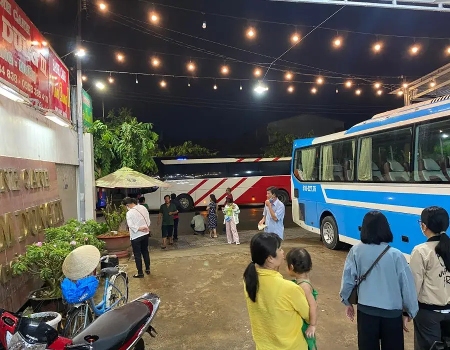 B&aacute;nh canh Trảng B&agrave;ng Năm Dung Ho&agrave;ng Mười ngon đ&uacute;ng điệu 4