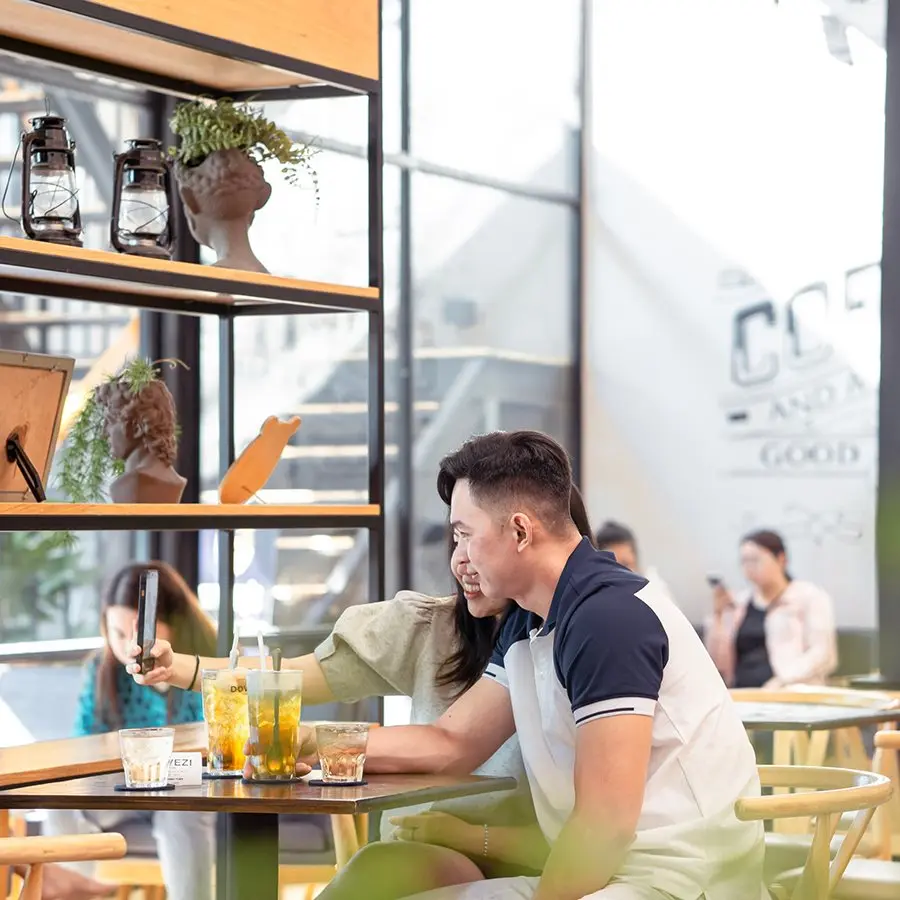 Dovezi Coffee, quán cà phê phong cách industrial độc đáo 12