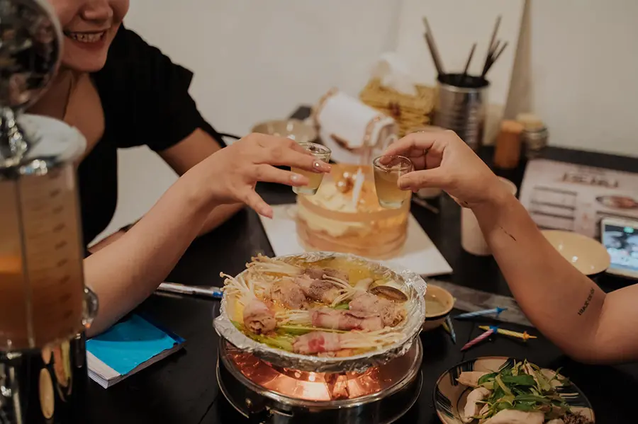 Gh&eacute; Bụi Qu&aacute;n, thưởng thức ẩm thực lẩu nướng tại T&acirc;y Ninh 3