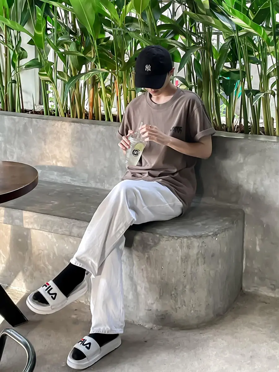 Gu Việt Roastery, trải nghiệm kh&ocirc;ng gian hiện đại đầy ph&aacute; c&aacute;ch 6