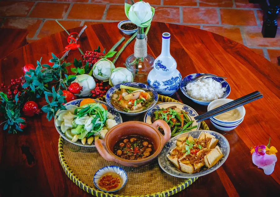 M&oacute;n chay T&acirc;y Ninh, n&eacute;t văn ho&aacute; ẩm thực đặc sắc của v&ugrave;ng đất th&aacute;nh 2