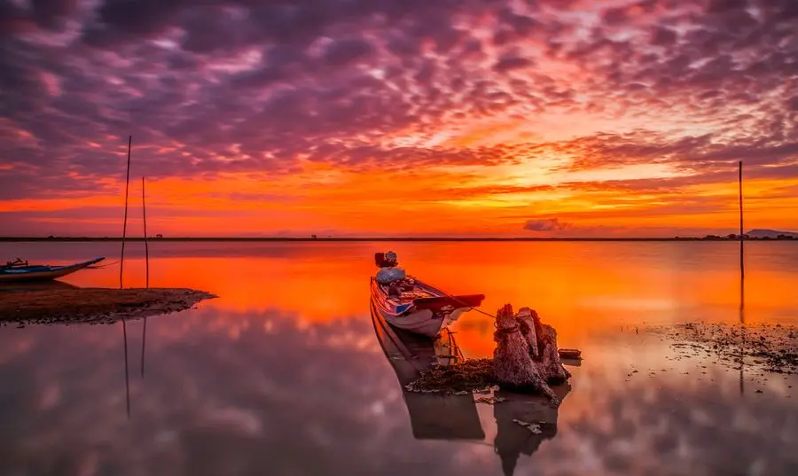 Ngắm ho&agrave;ng h&ocirc;n hồ Dầu Tiếng T&acirc;y Ninh đẹp say l&ograve;ng người 5