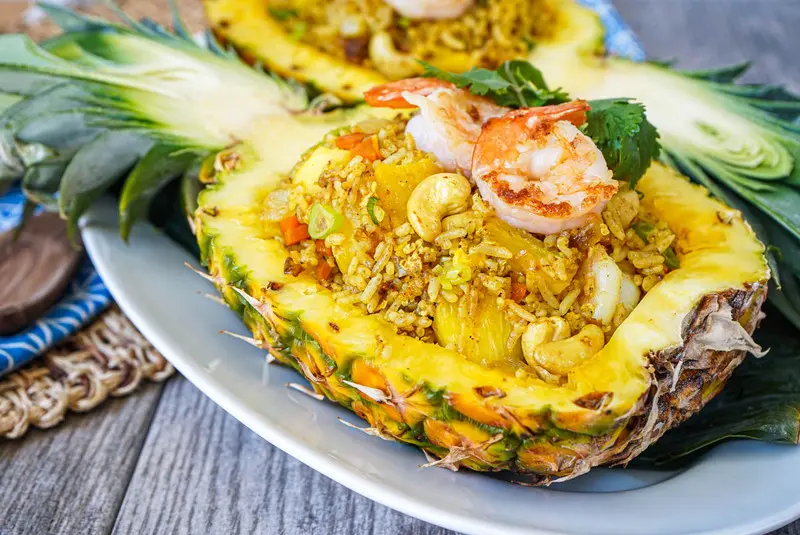 Thưởng thức cơm chi&ecirc;n Khao Pad, m&oacute;n đặc sản trứ danh đất Th&aacute;i 6
