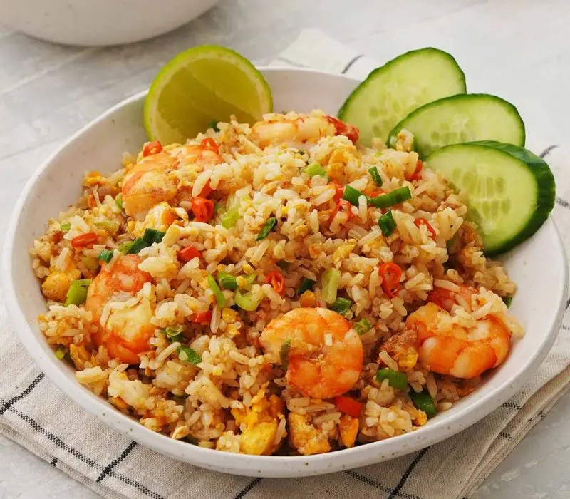 Thưởng thức cơm chiên Khao Pad, món đặc sản trứ danh đất Thái