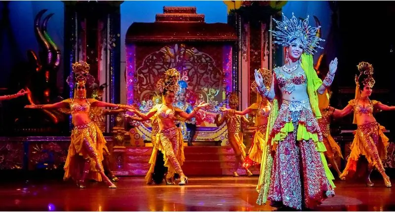 Alcazar Show du lịch vòng quanh thế giới chỉ với nghệ thuật 5