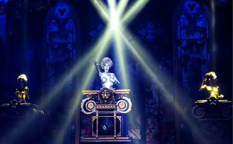 Alcazar Show du lịch vòng quanh thế giới chỉ với nghệ thuật 4
