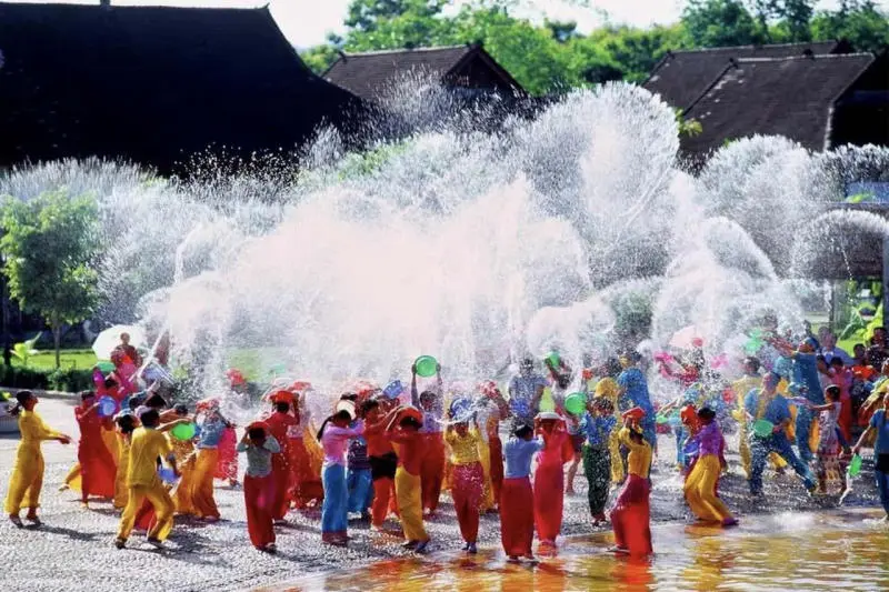 Bỏ t&uacute;i kinh nghiệm du lịch Chiang Mai Tết Nguy&ecirc;n Đ&aacute;n n&agrave;y 4