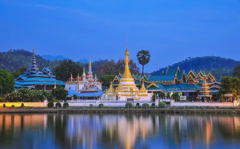 C&oacute; một bức tranh Mae Hong Son với vẻ đẹp rung động l&ograve;ng người 8