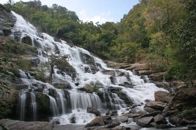C&ocirc;ng vi&ecirc;n Quốc gia Doi Inthanon m&aacute;i nh&agrave; của Th&aacute;i Lan tại Chiang Mai 11