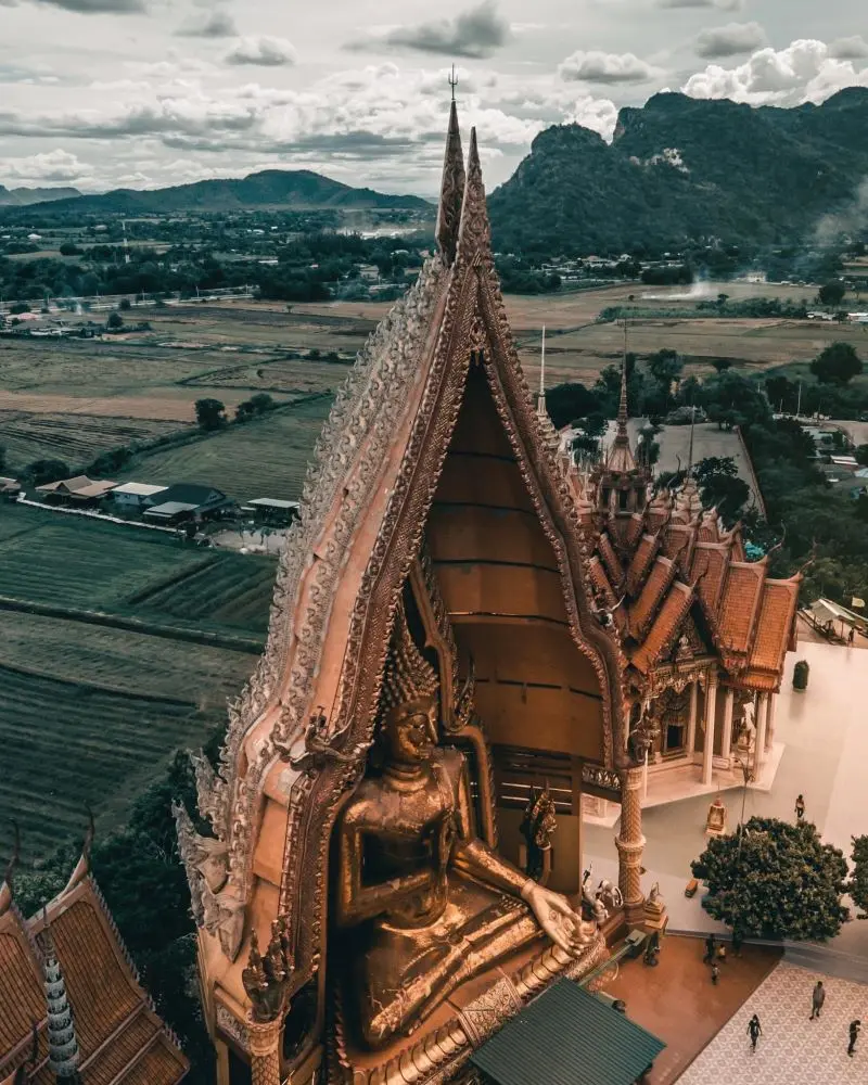 Du lịch Kanchanaburi đầy thơ mộng n&eacute;p m&igrave;nh b&ecirc;n d&ograve;ng Kwai 8