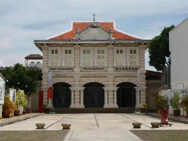 Khám phá phố cổ Phuket đặc sắc tại Thái Lan xinh đẹp 5