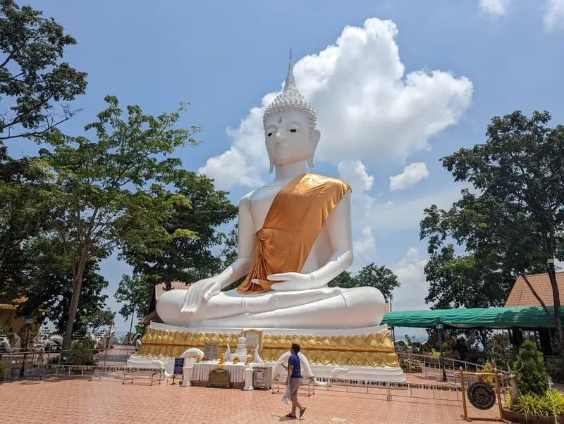 Mukdahan, h&ograve;n ngọc viễn Đ&ocirc;ng thanh b&igrave;nh tại Th&aacute;i Lan 5