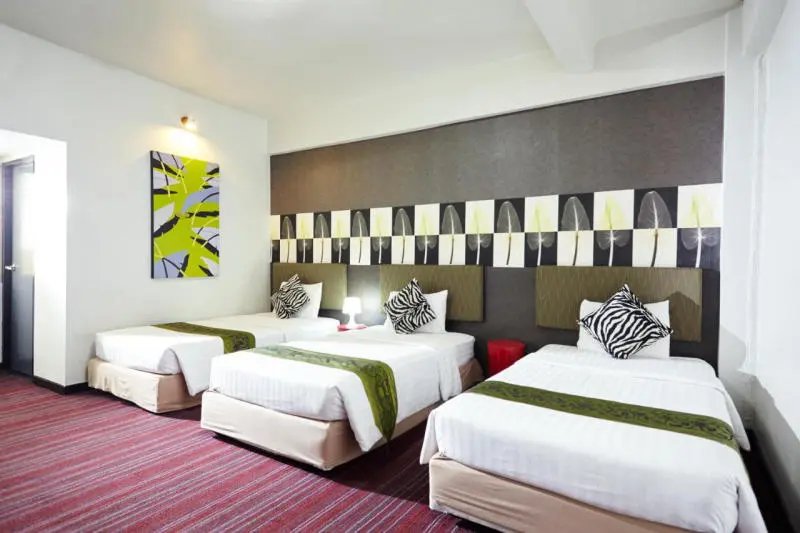 Review chợ Pratunam nhộn nhịp và sầm uất nhất Bangkok 7