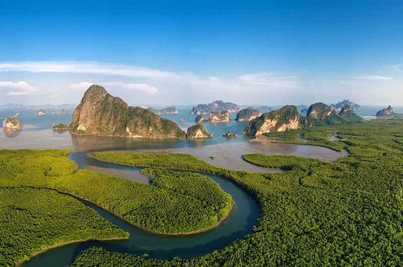 Vịnh Phang Nga nơi biển cả hòa quyện với bầu trời Thái Lan 3