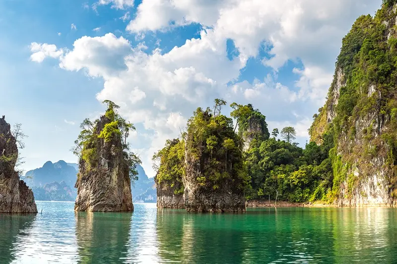 Vườn quốc gia Khao Sok ti&ecirc;n cảnh giữa những ngọn n&uacute;i đ&aacute; v&ocirc;i Th&aacute;i Lan 3