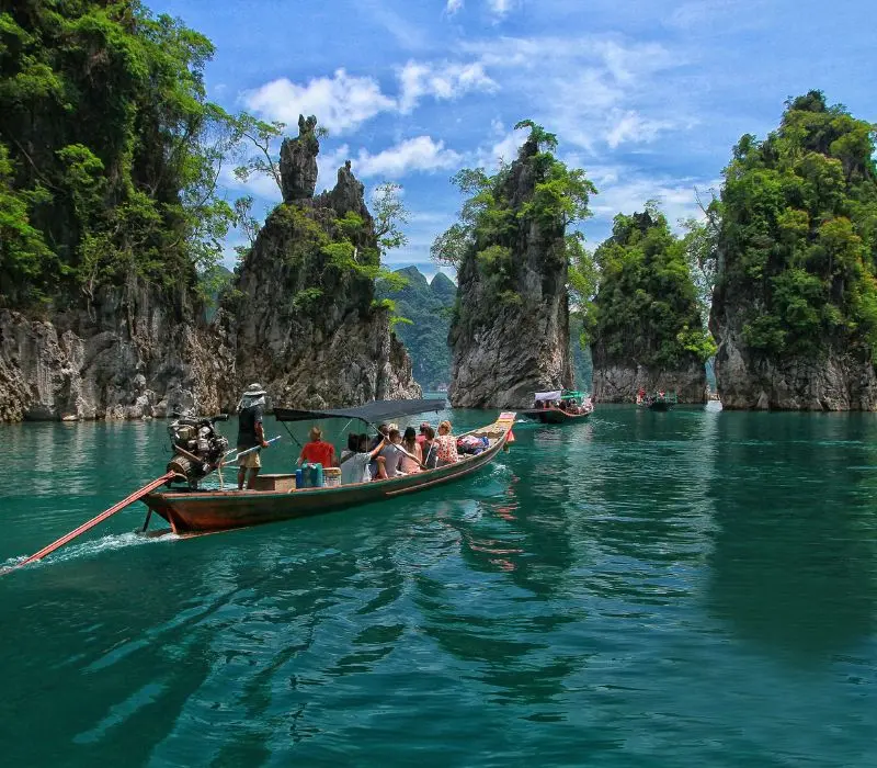 Vườn quốc gia Khao Sok tiên cảnh giữa những ngọn núi đá vôi Thái Lan