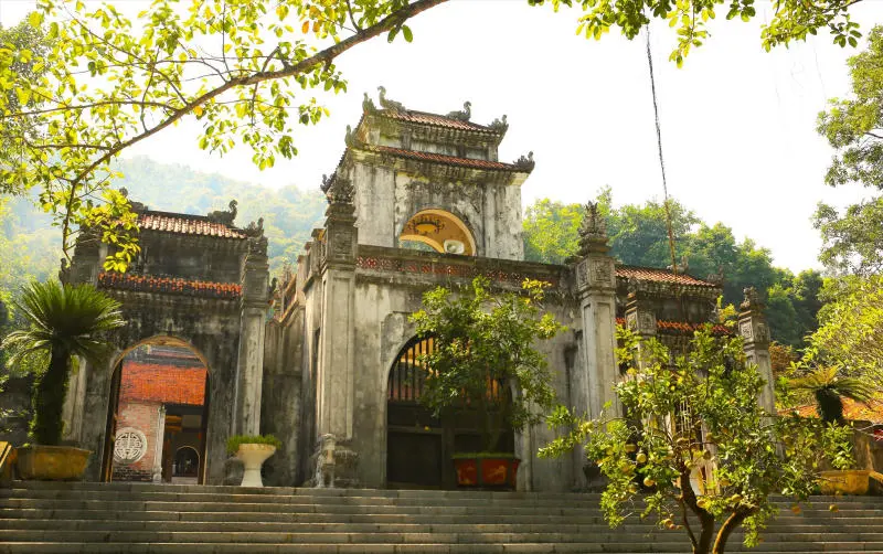 B&iacute; ẩn ng&ocirc;i đền B&agrave; Triệu hơn ng&agrave;n năm tuổi tại Thanh H&oacute;a 2