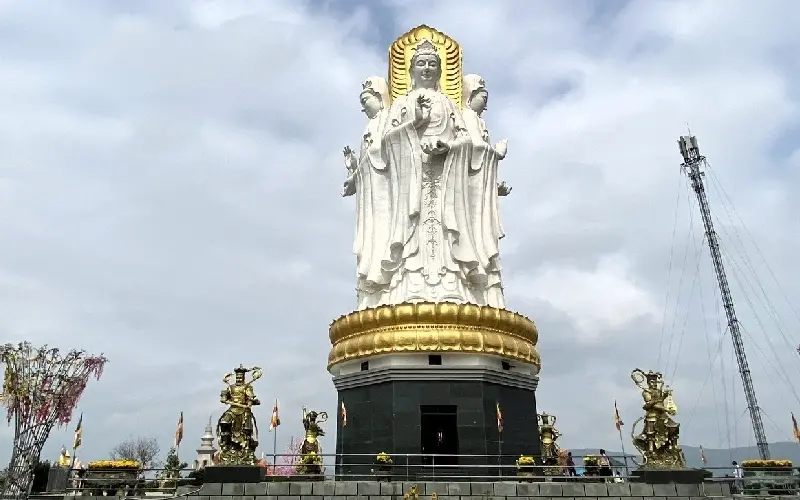 Chùa Cao Thanh Hóa: Ngôi chùa có tượng Bồ Tát 4 mặt độc đáo 6