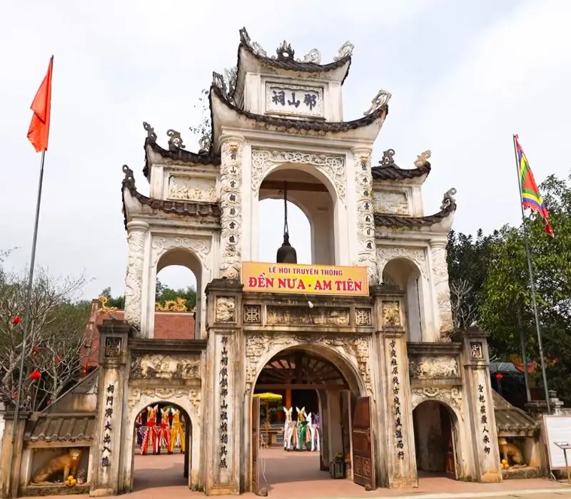 Huyệt Đạo Am Ti&ecirc;n - Cổng trời linh thi&ecirc;ng tại Thanh H&oacute;a 5
