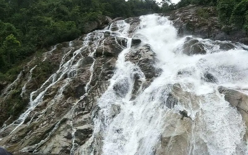 Th&aacute;c Ma Hao hoang sơ, kỳ vĩ gắn liền với t&iacute;ch cũ một thời 5