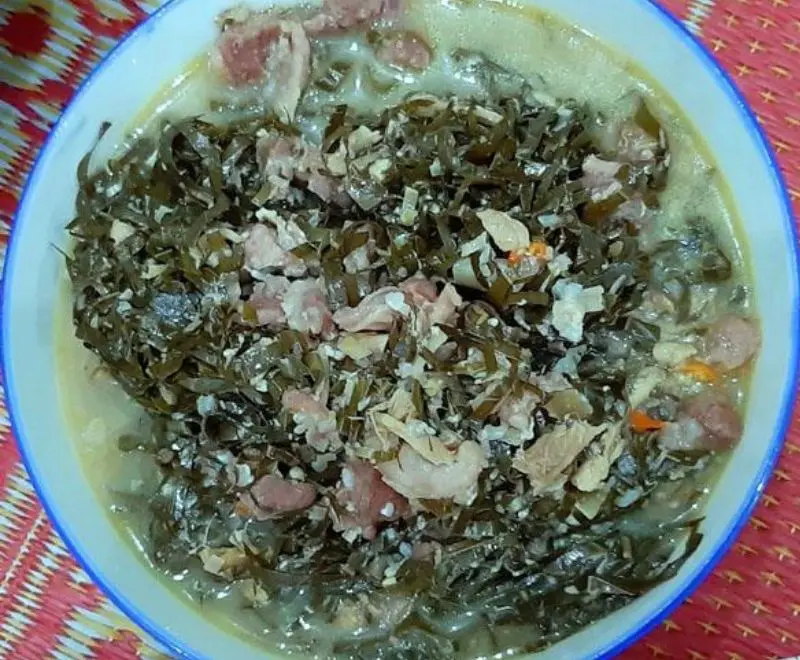 Lạ mi&ecirc;̣ng với món canh lá đắng đ&ocirc;̣c đáo tại xứ Thanh 4