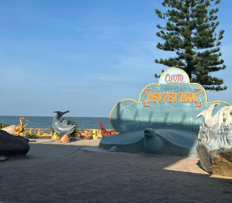 Khám phá biển Tiên Trang, viên ngọc hoang sơ của Thanh Hóa