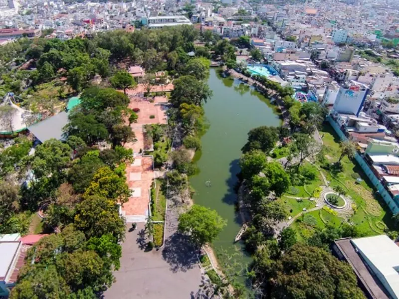 Công viên Lê Thị Riêng - Địa điểm ăn chơi cực đã tại Sài Gòn