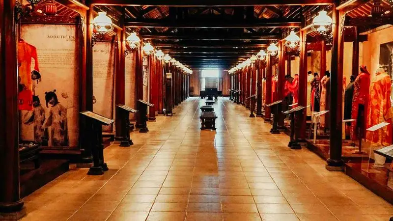Bảo t&agrave;ng &Aacute;o D&agrave;i, kh&ocirc;ng gian t&ocirc;n vinh n&eacute;t đẹp trang phục Việt 6