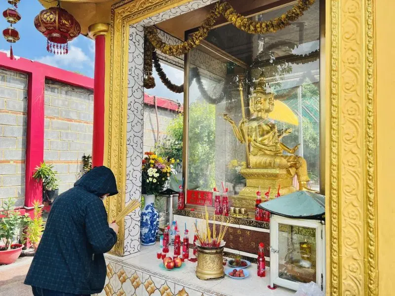Chiêm bái Chùa Bốn Mặt, địa điểm linh thiêng nổi tiếng nhất quận 8 3