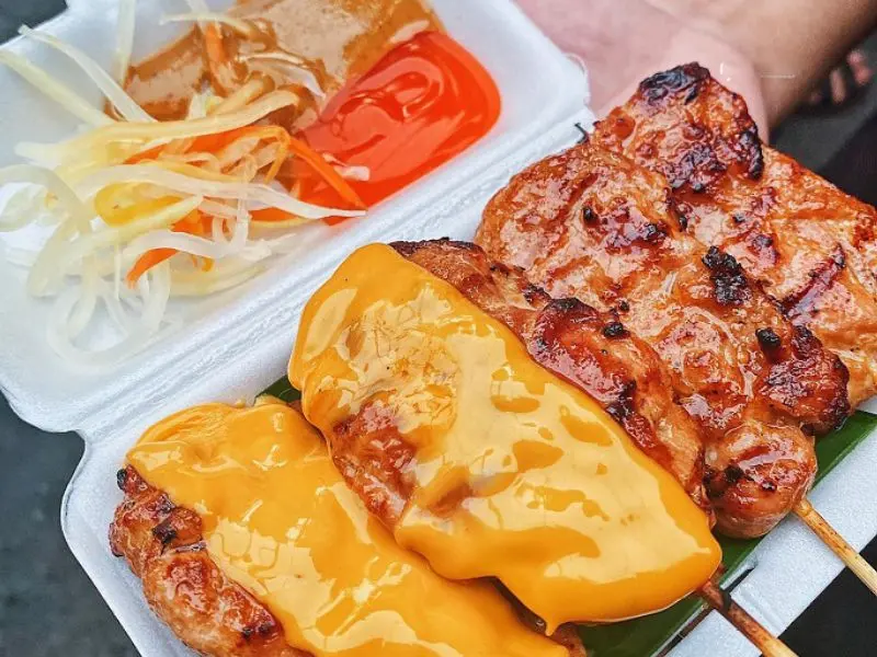Chợ ẩm thực Hồ Thị Kỷ: Khu chợ đ&ecirc;m nhộn nhịp nhất Tp.HCM 4