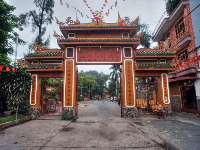 Ch&ugrave;a Gi&aacute;c L&acirc;m hơn 300 tuổi: Thế giới tĩnh lặng giữa l&ograve;ng S&agrave;i G&ograve;n 4