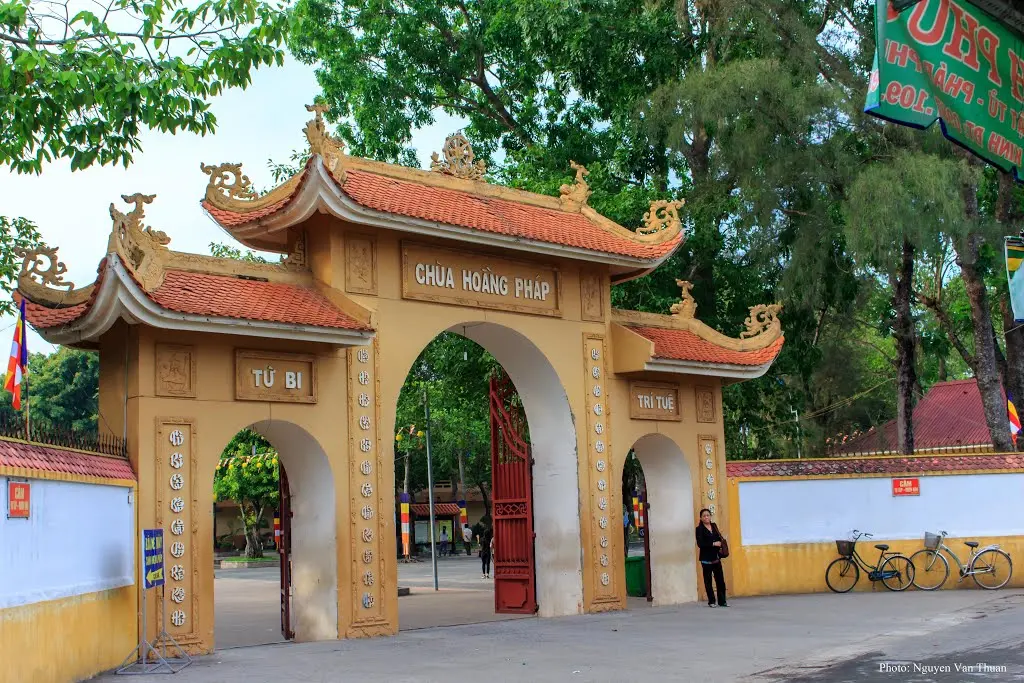 Ch&ugrave;a Hoằng Ph&aacute;p - Địa điểm linh thi&ecirc;ng gắn liền với t&acirc;m hồn S&agrave;i G&ograve;n 5