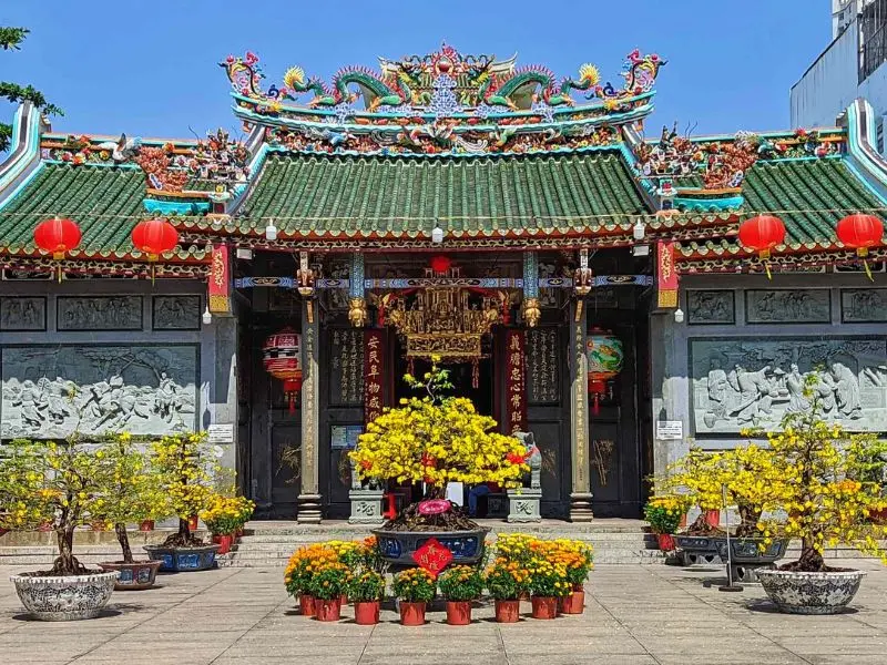 Ch&ugrave;a &Ocirc;ng Bổn: N&eacute;t đẹp t&acirc;m linh của người Hoa giữa l&ograve;ng S&agrave;i G&ograve;n 2