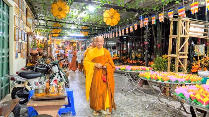 Ch&ugrave;a Ph&aacute;p Tạng, cổ tự thiền tịnh v&agrave; linh thi&ecirc;ng của S&agrave;i G&ograve;n 5