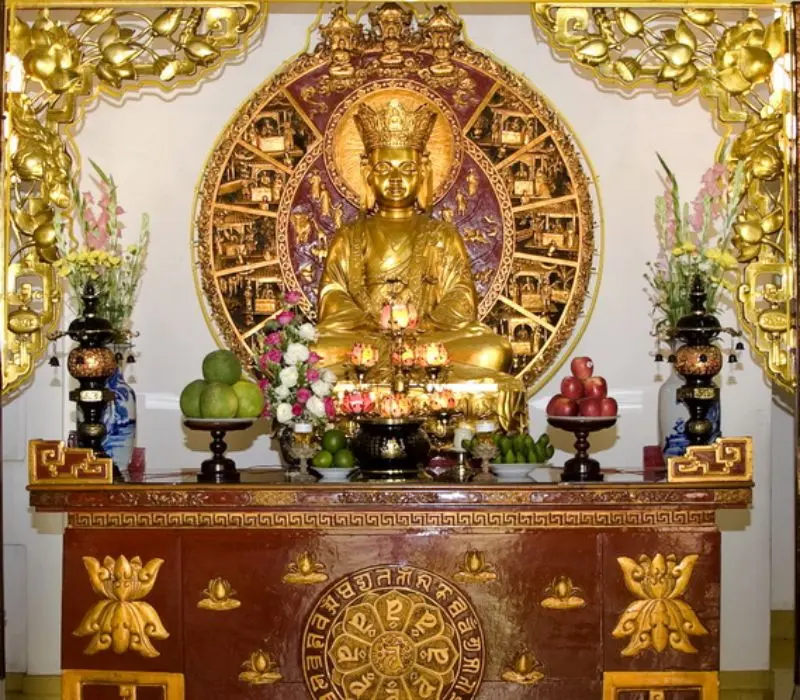 Ch&ugrave;a Phước H&ograve;a, nơi chứa dựng những gi&aacute; trị t&acirc;m linh s&acirc;u sắc 6