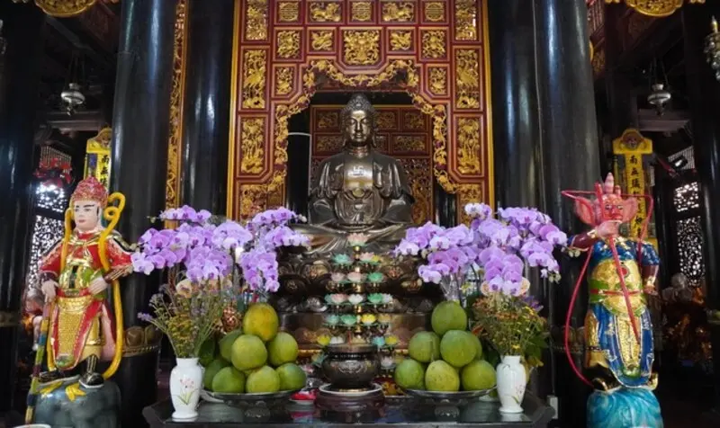 Ch&ugrave;a S&ugrave;ng Đức, kh&ocirc;ng gian Phật gi&aacute;o tĩnh lặng giữa l&ograve;ng th&agrave;nh phố 7