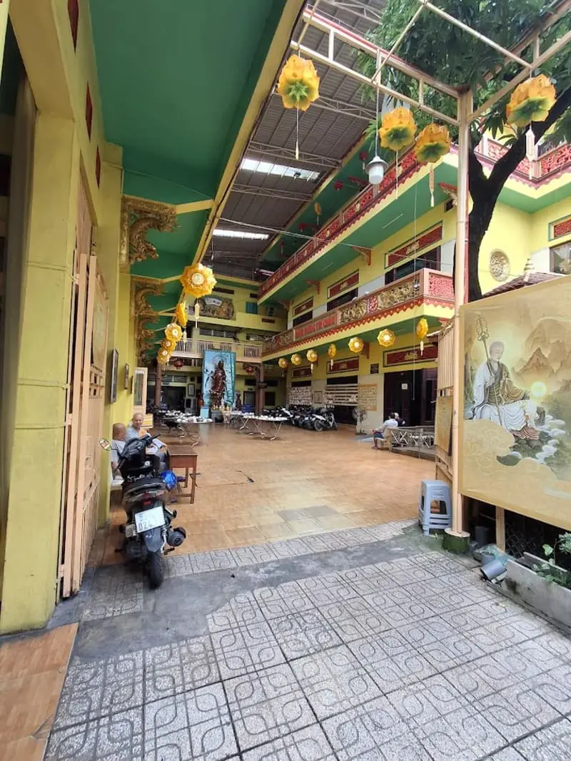 Chùa Tuyền Lâm Quận 6: Nơi gìn giữ giá trị Phật Giáo Nam Bộ 8