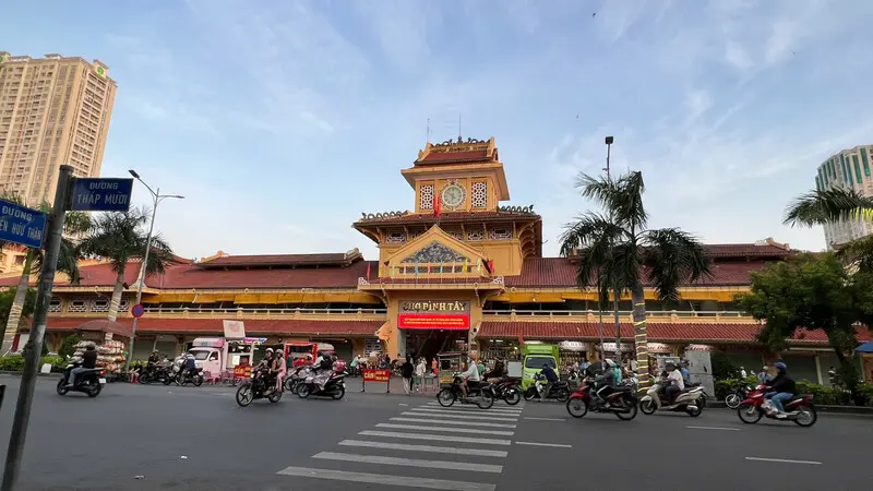 C&oacute; một China Town sống động giữa l&ograve;ng Chợ Lớn S&agrave;i G&ograve;n 9