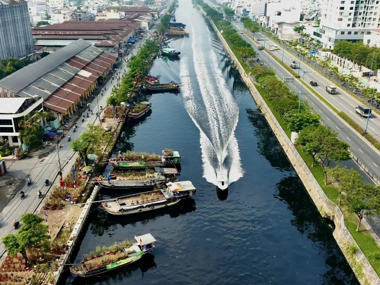 Đến Bến B&igrave;nh Đ&ocirc;ng tận hưởng n&eacute;t đẹp truyền thống S&agrave;i Th&agrave;nh 2