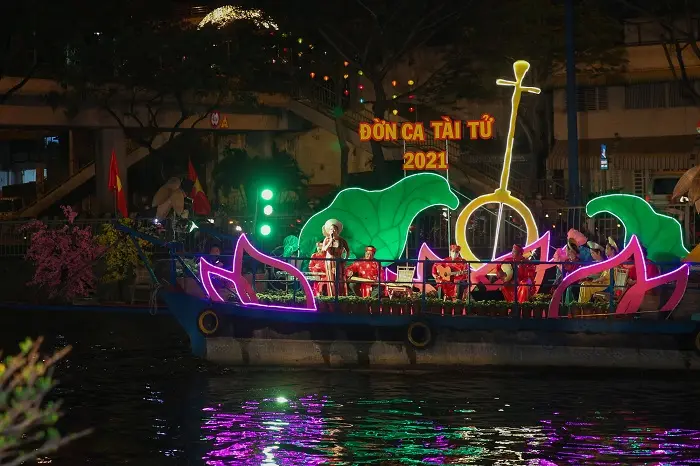 Đến Bến B&igrave;nh Đ&ocirc;ng tận hưởng n&eacute;t đẹp truyền thống S&agrave;i Th&agrave;nh 7
