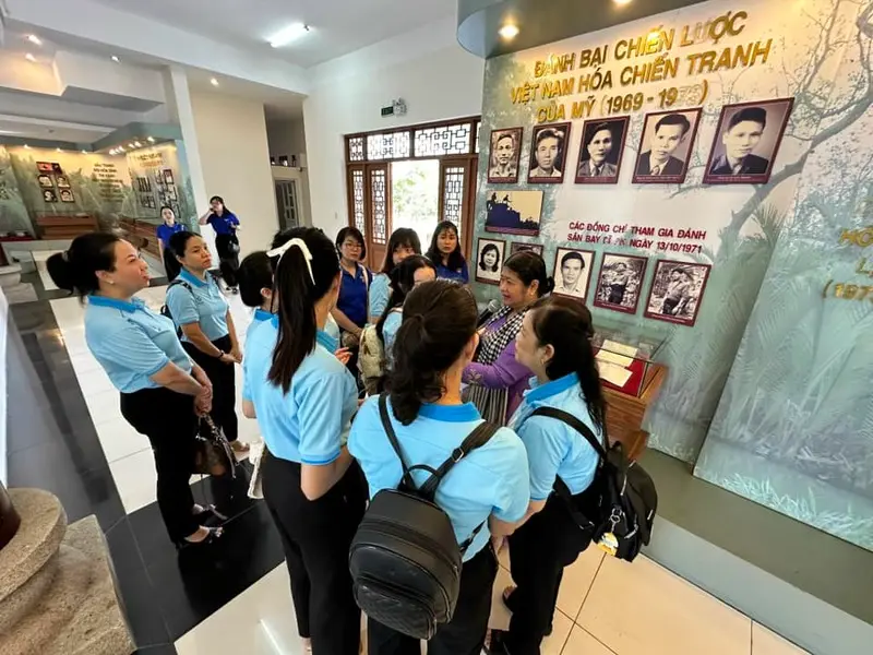 Đền Tưởng niệm Bến Nọc: Dấu ấn bi tr&aacute;ng một thời m&aacute;u lửa 6